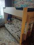 Детский кровать.