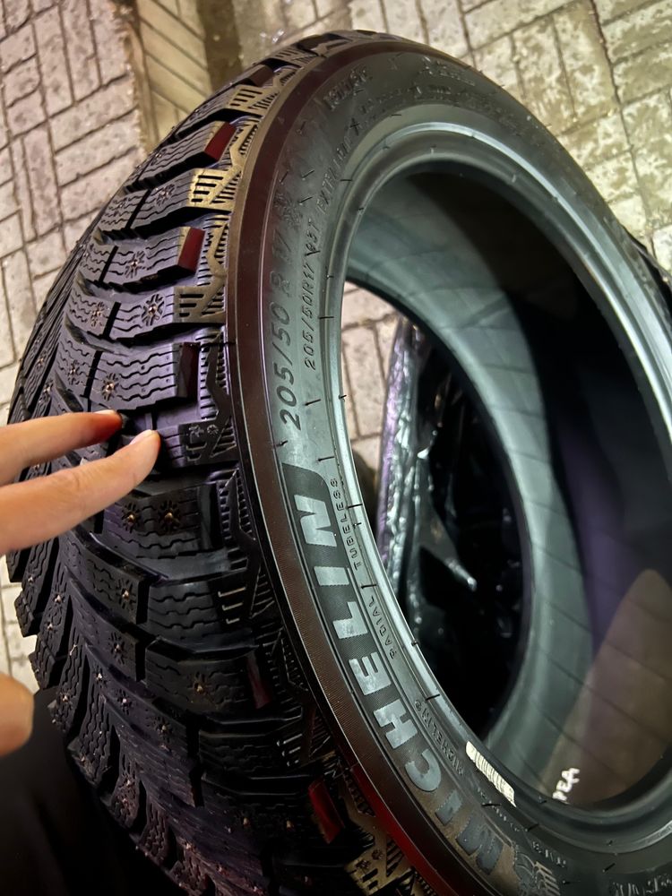 Зимняя резина 205/50 17 Michelin X-ICE North 4