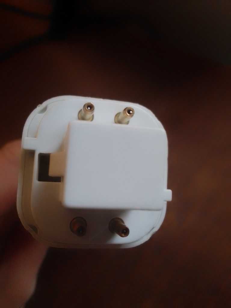 Лампа OSRAM DULUX D/E 26W/830 компактная люминесцентная G24q-3