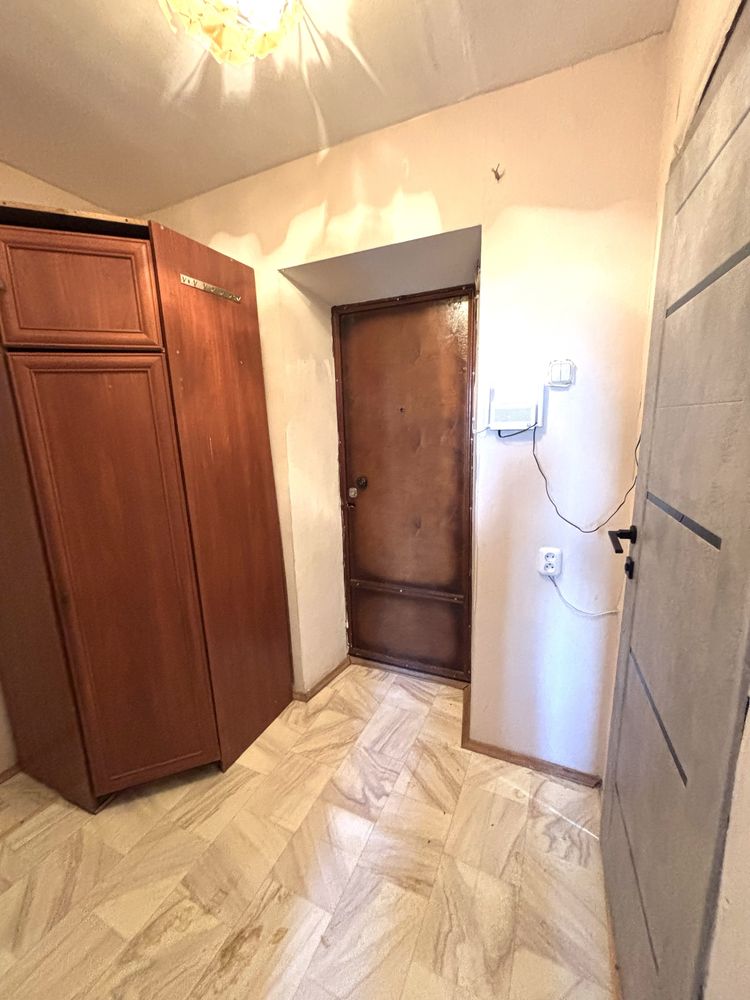 Продается 1 ком квартира район 20 школы
