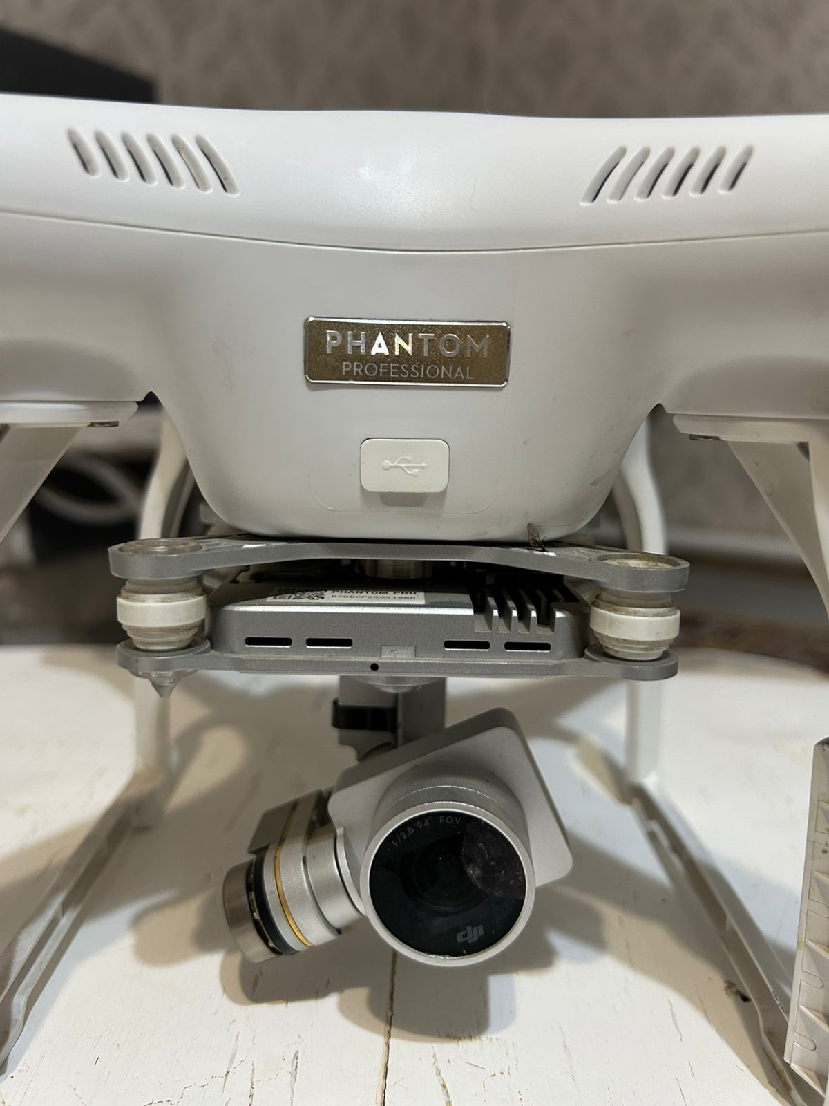 Квадрокоптер DJI Phantom 3 Professional
