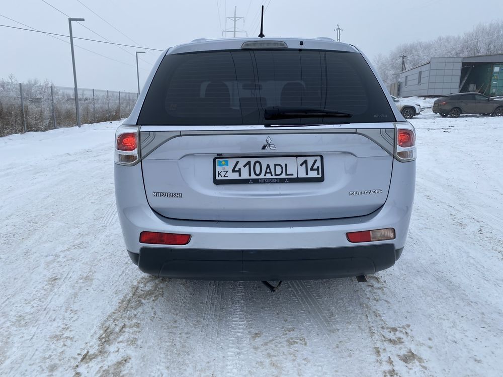 Митсубиси оутлендер продам