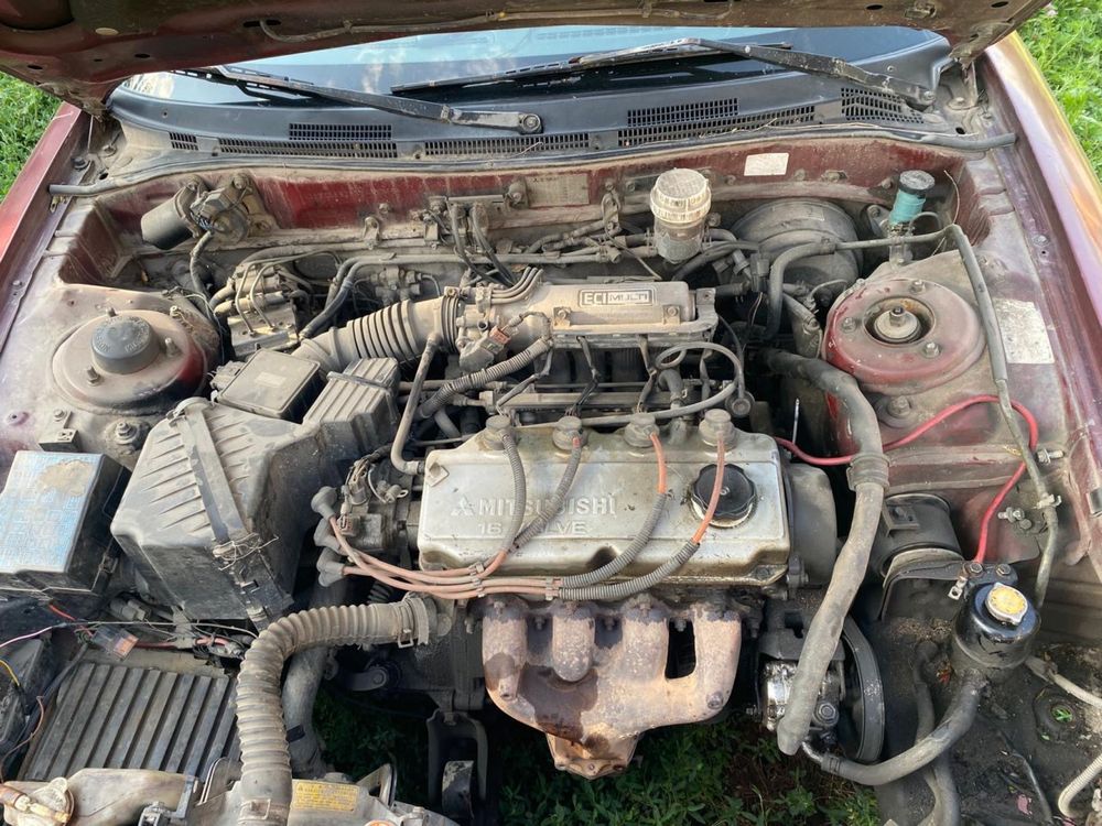 Продается по запчастям Mitsubishi галант