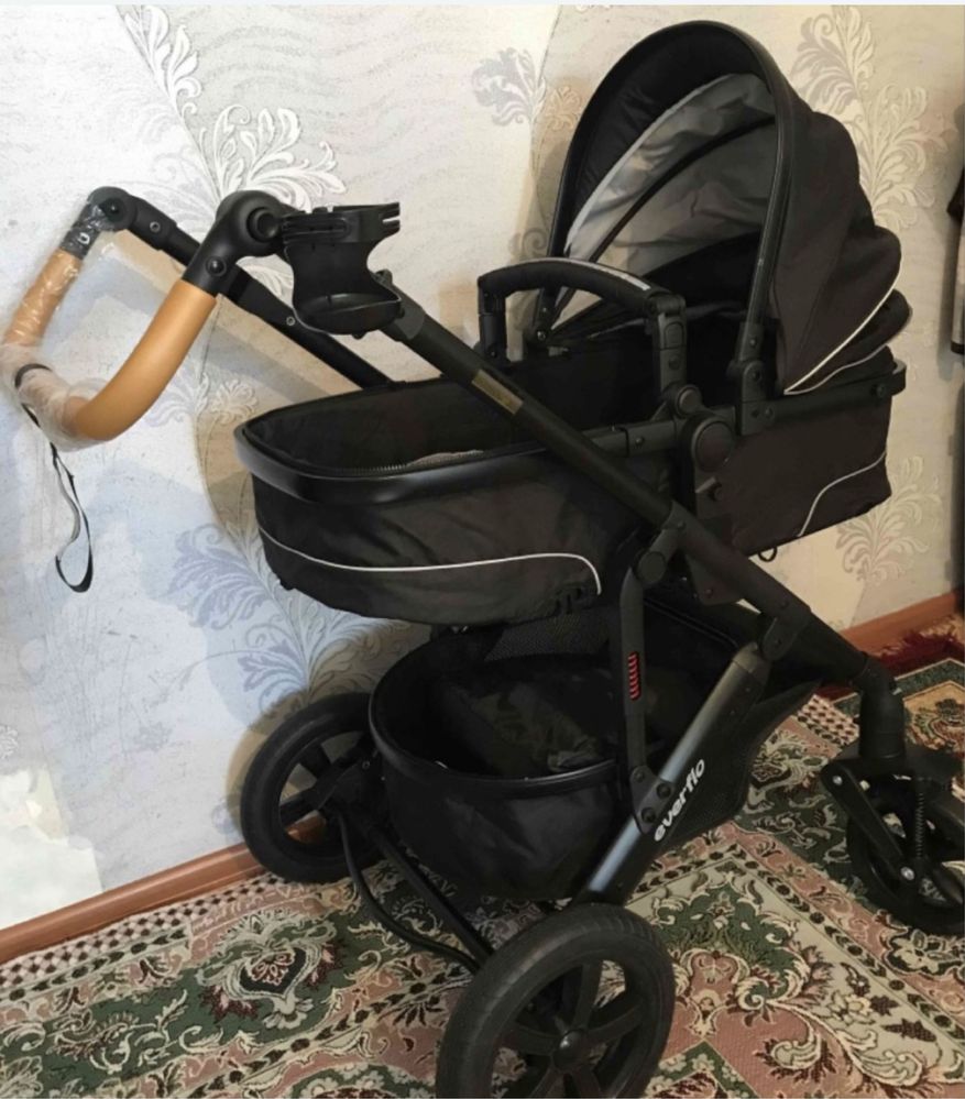 Продам коляску детскую