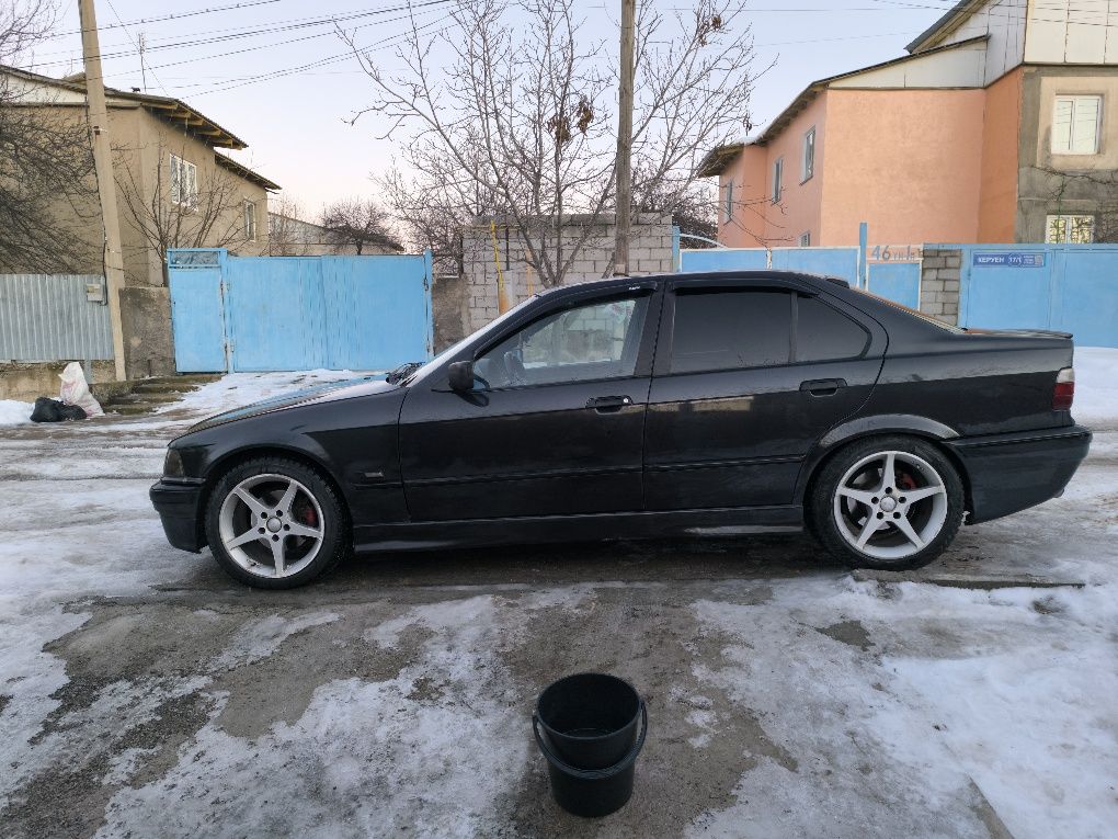 Bmw 320 e36, 2.0л