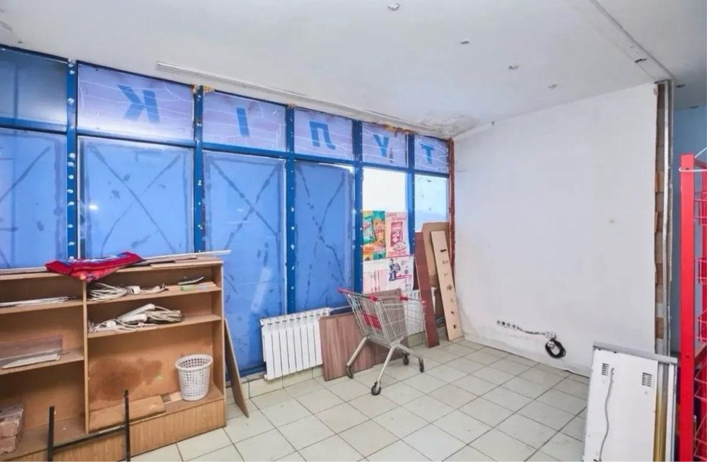 Продам коммерческое помещение на первом этаже