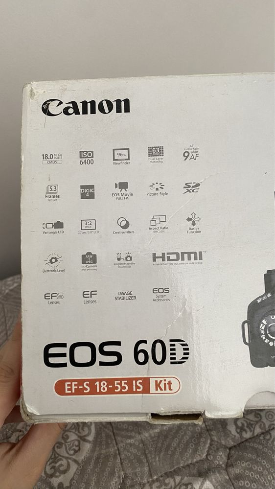 Цифровой фотоаппарат Canon, EOS 60D, полной комплектации.