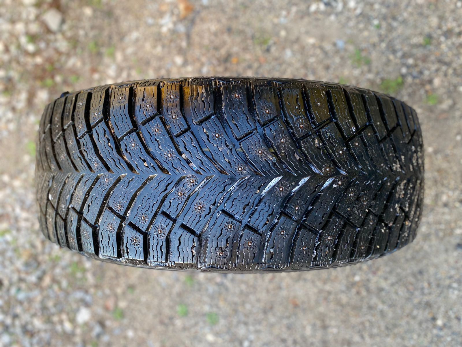 Продам  диски  шины комплект Nokian Hakkapeliitta Michelin