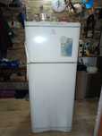 Продам холодильник Indesit