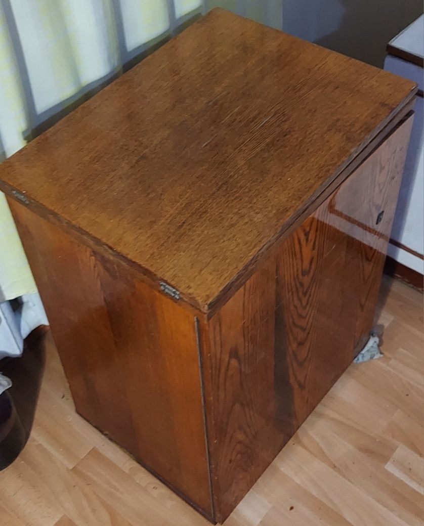 Продаётся швейная машина электрическая