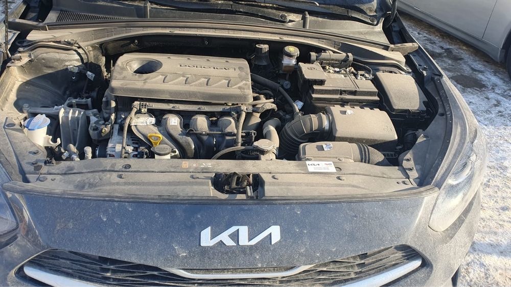 Продам Kia Ceed  обмен на квартиру с доплатой.