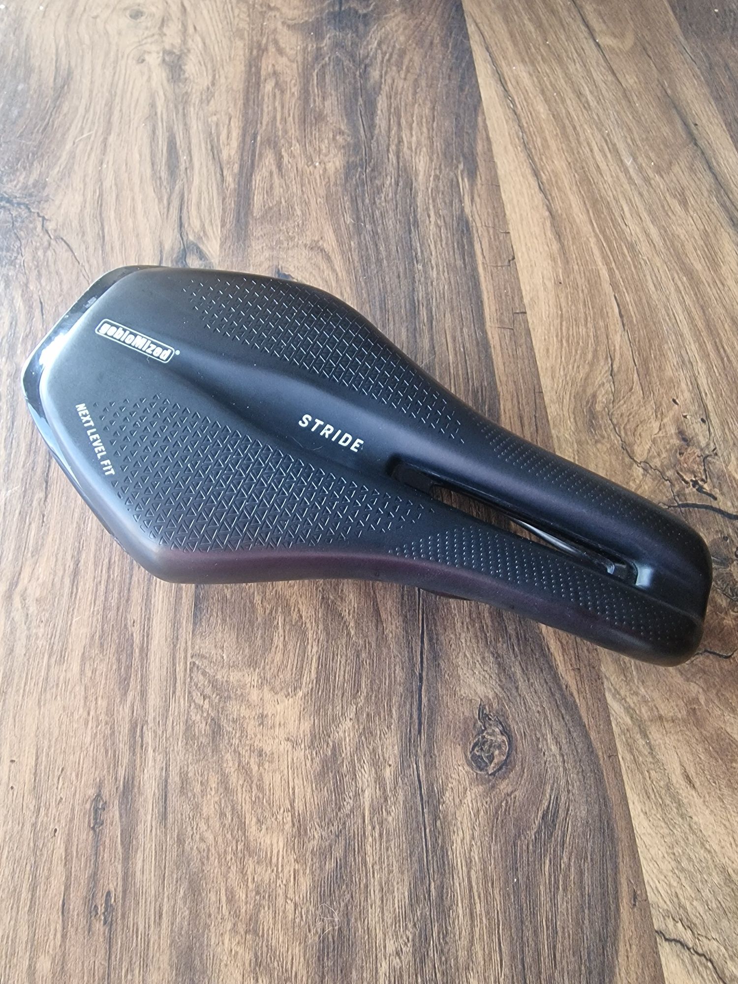 Седло для велосипеда GEBIOMIZED STRIDE S