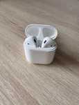 AirPods 1 поколения