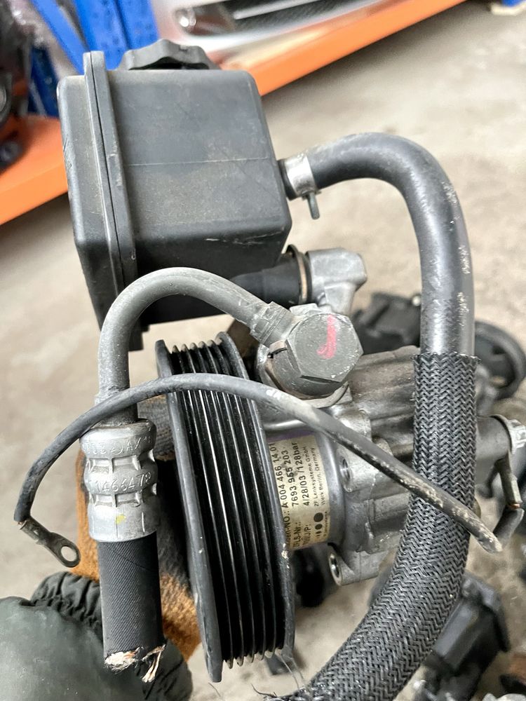 Гур насос на Mercedes W210 W220 W211 M112 M113 Мерседес М112 М113