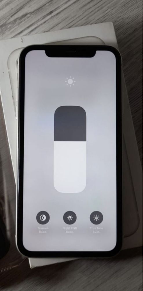 iPhone 11 iPhone 11