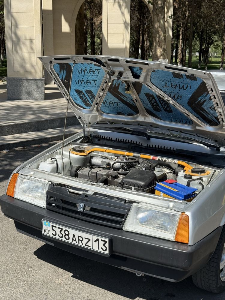 Продаю ваз 21099