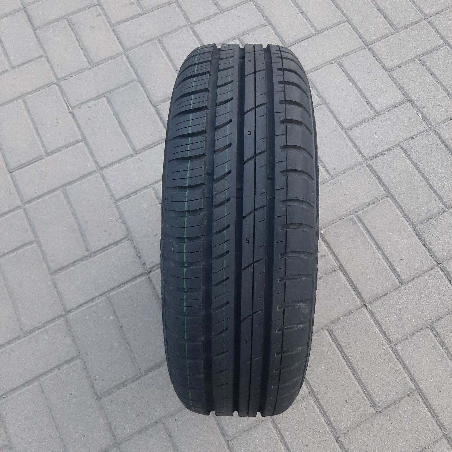 Продам колесо 1шт 185 60 r15