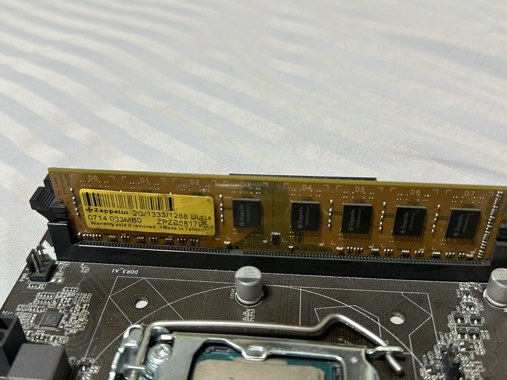 ASRock h81m-vg4 Материнский плата