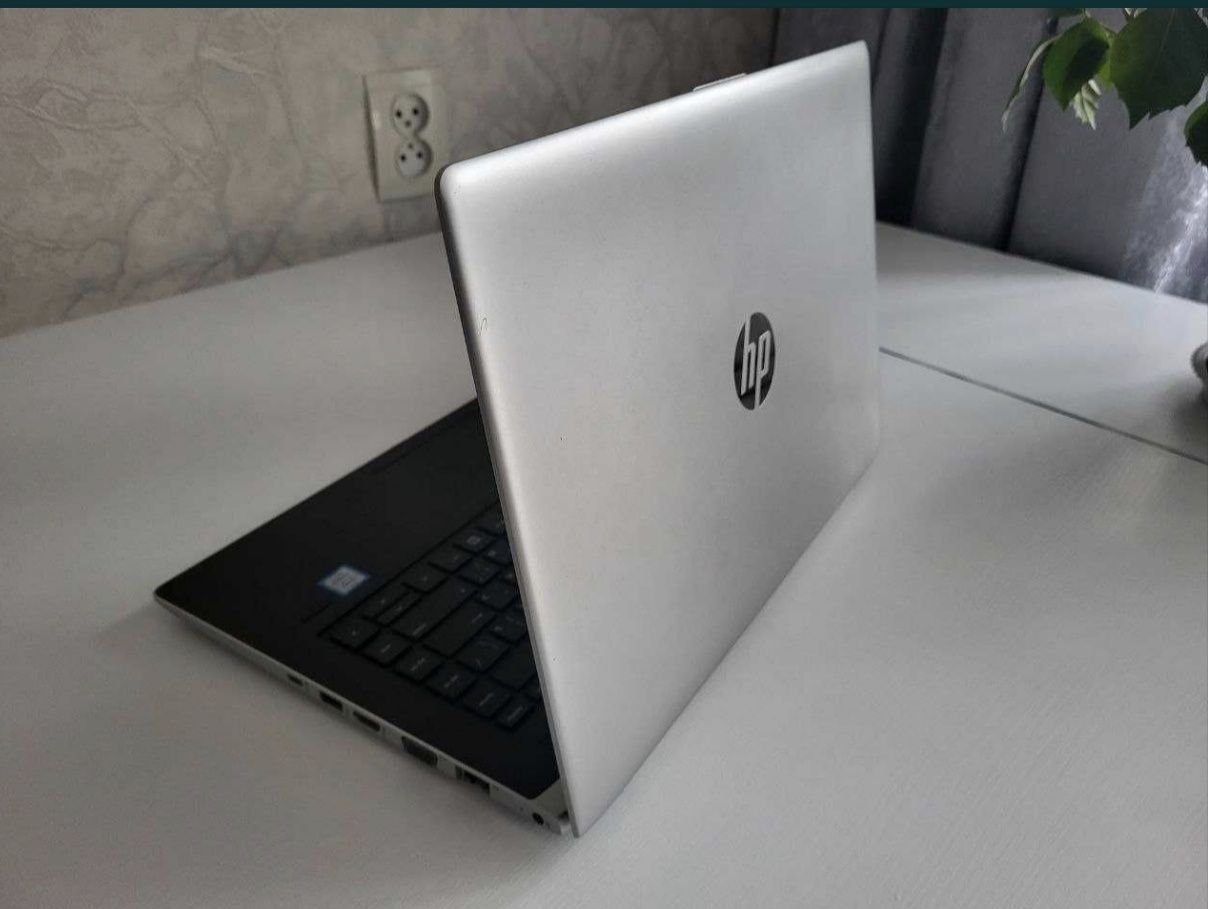 HP ProBook 440 G5 14" FHD IPS, i5-8250U, 16Gb, SSD 256Gb