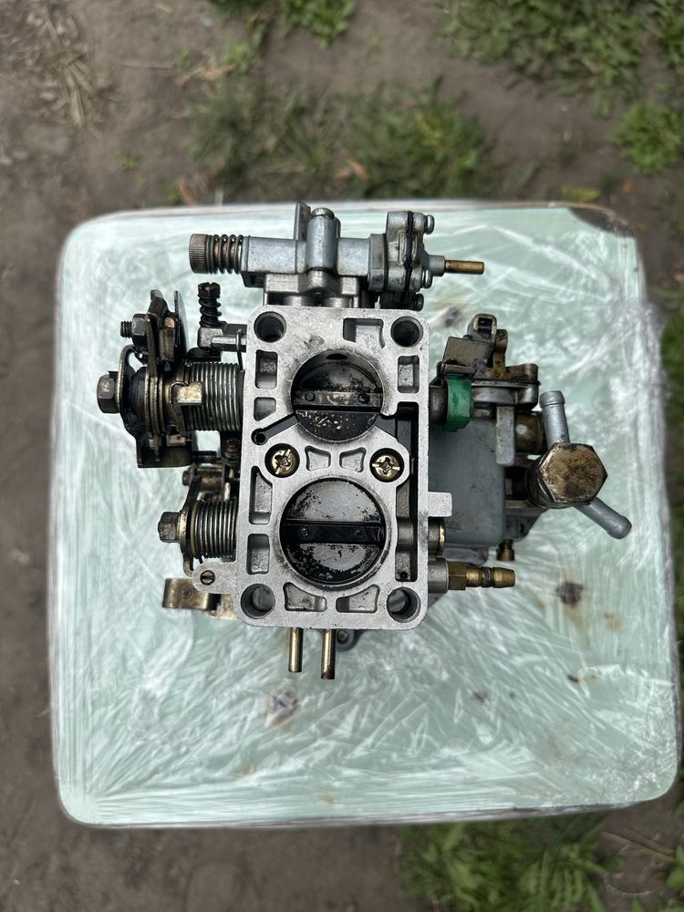 Карбюратор К151.