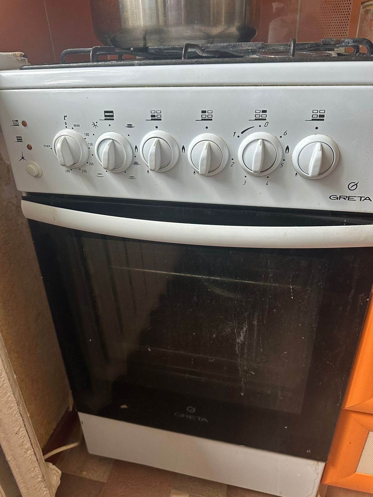 Продам , недорого мебель