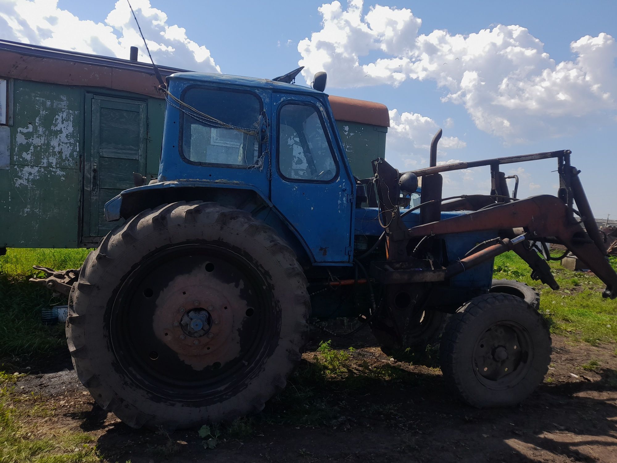 Продам трактор мтз 80