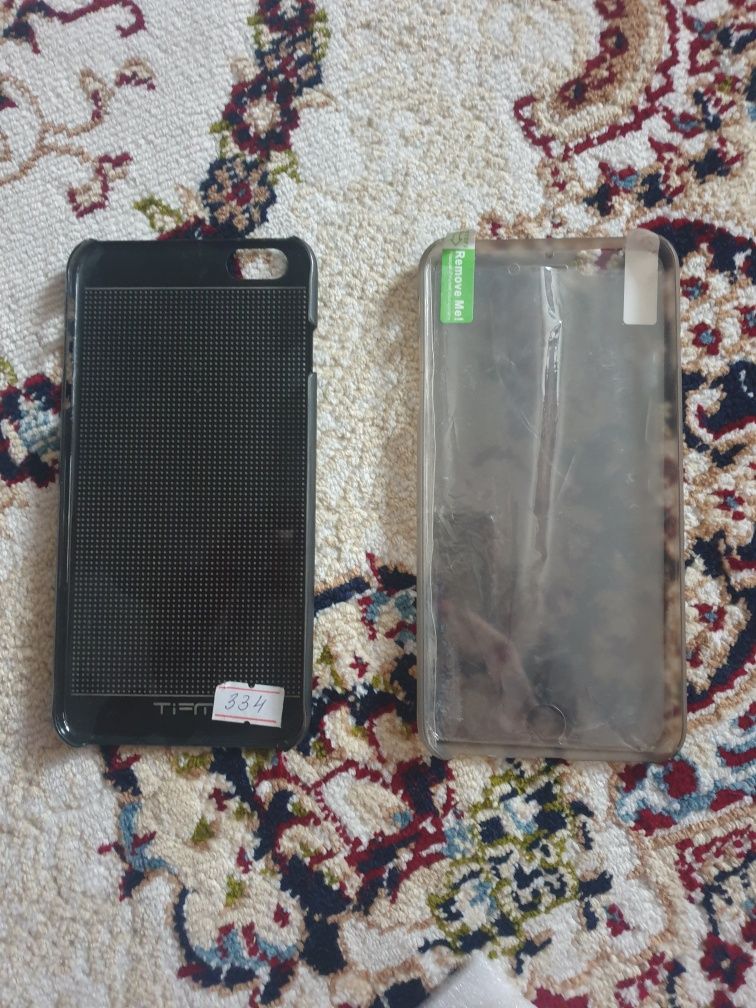Продам чехлы на айфон 6 +