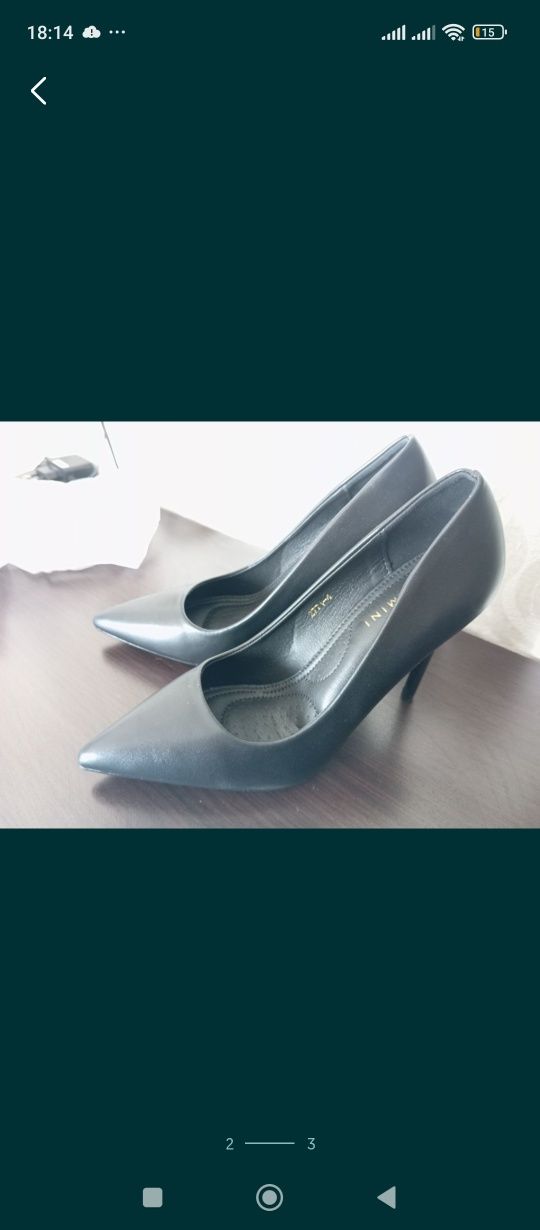 Срочно продам туфли