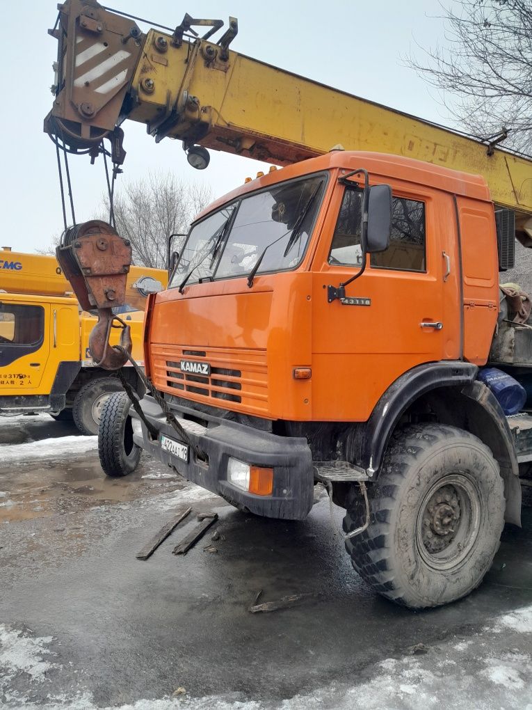 Автокран 16 тон вылет 18метров, камаз вездеход