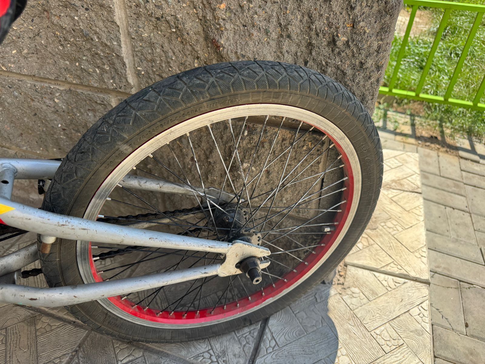 BMX ,Trinx S-200