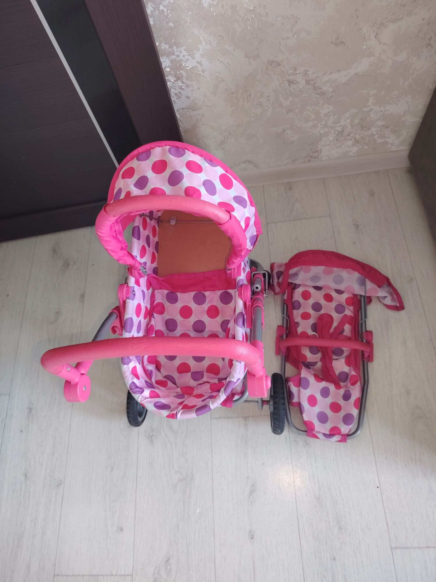 Продам коляску 2в 1