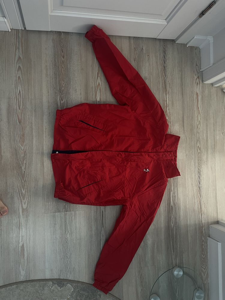 Куртка bershka тонкая