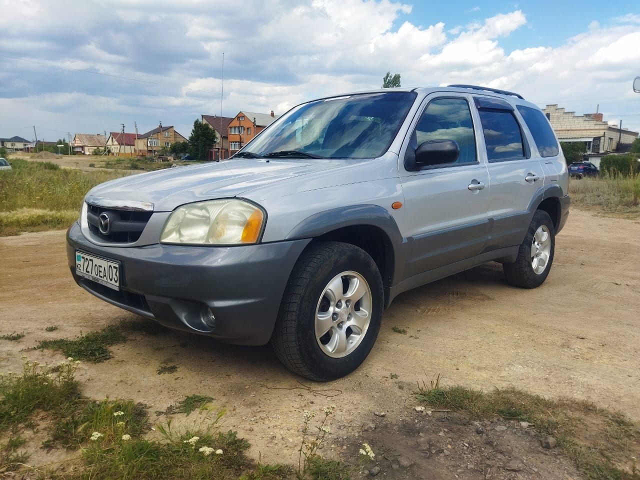 Продам Mazda Tribute
