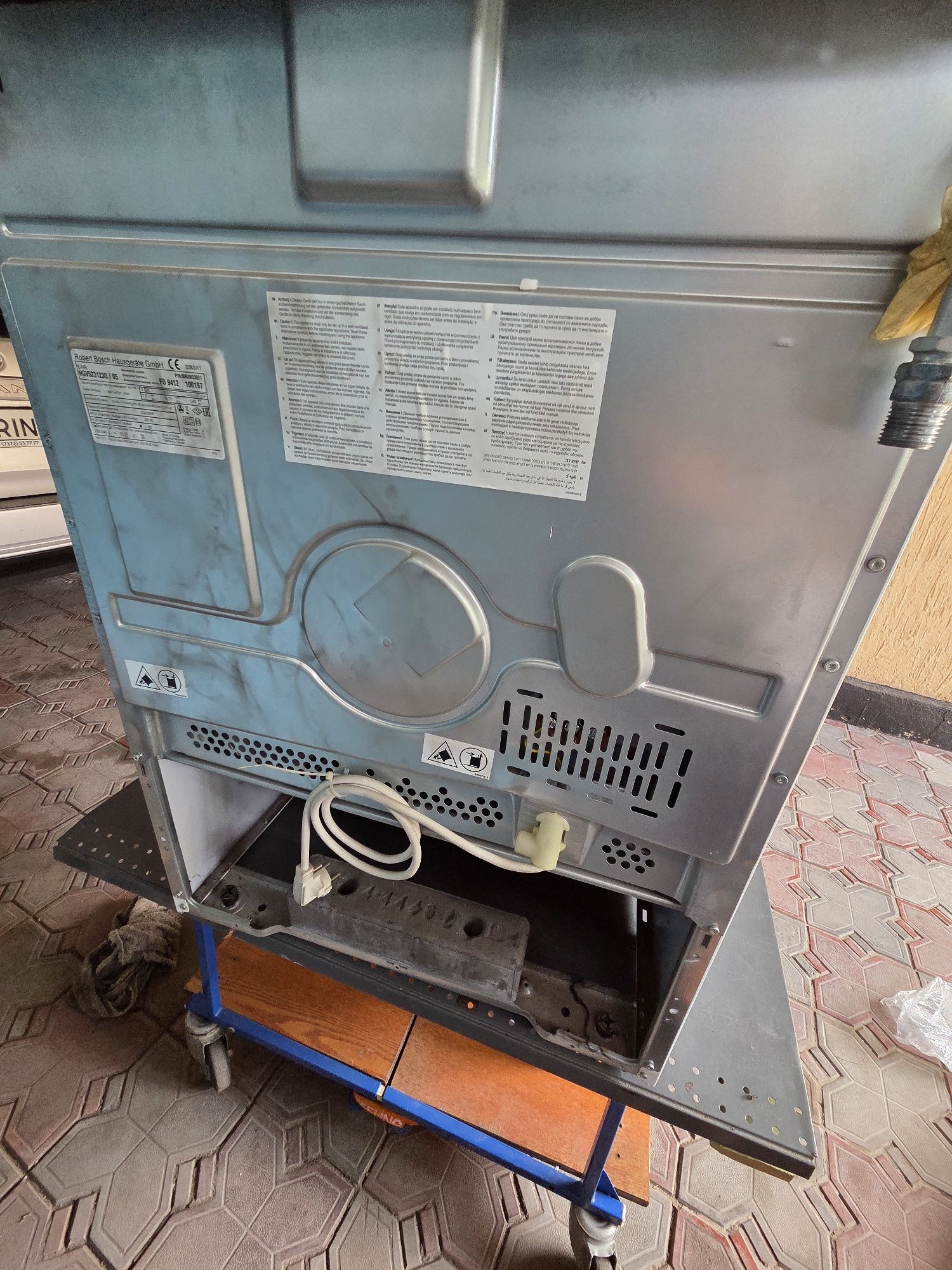 Продам газовую плиту Bosch.