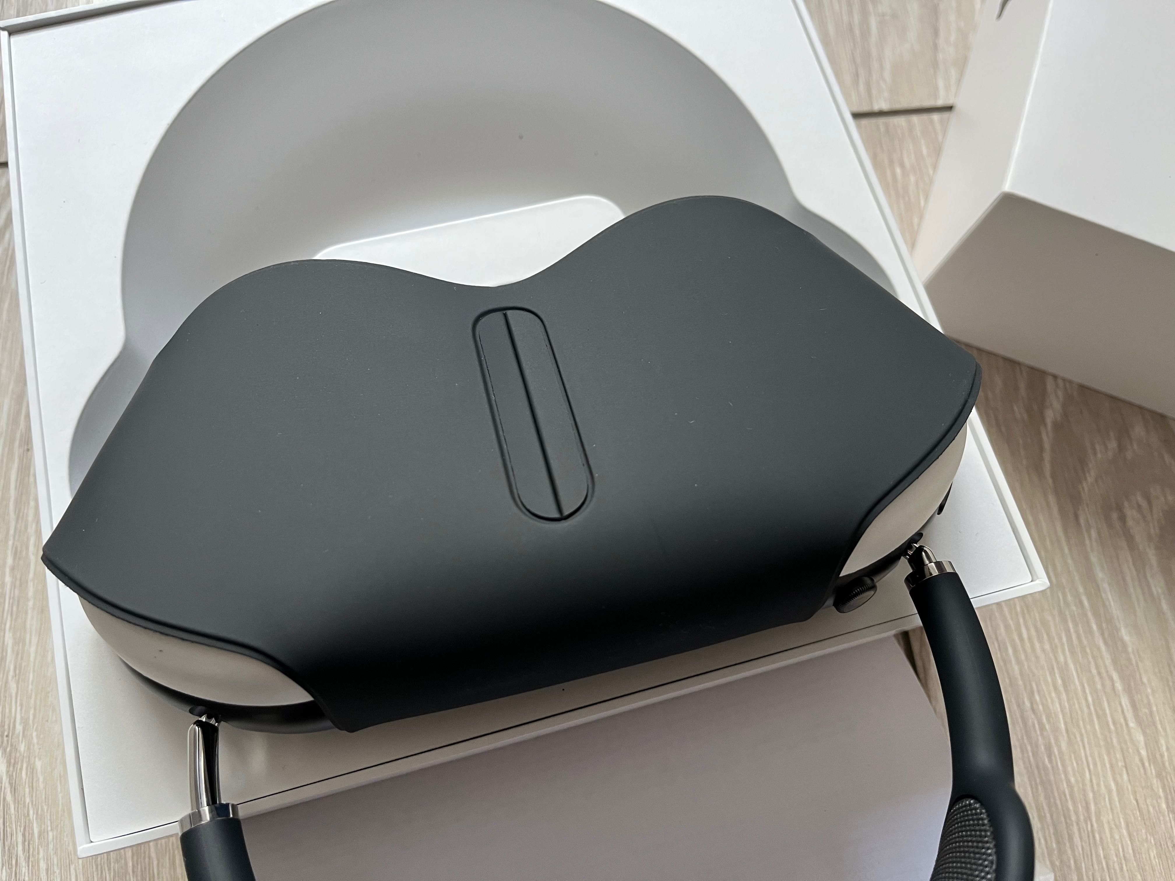 Наушники Apple AirPods Max