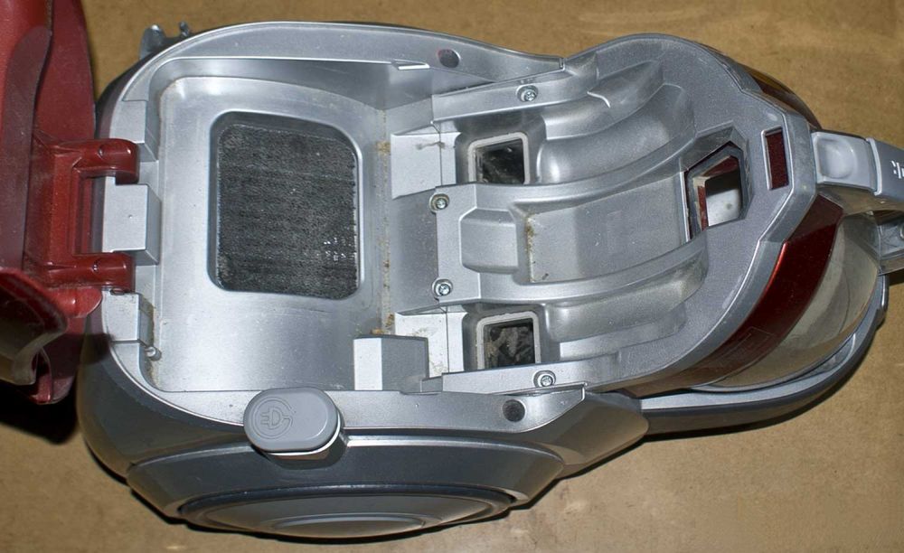 Пылесос LG Kompressor