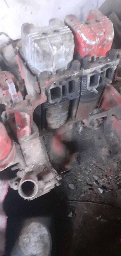 Продам запчасти трактора т25