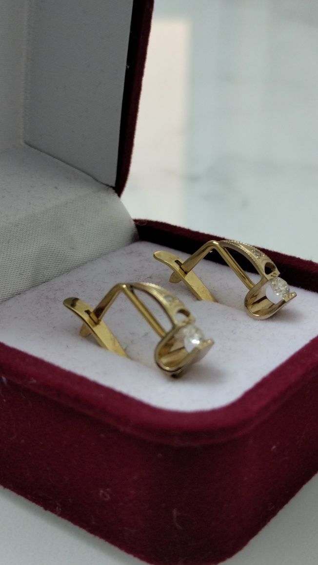 Советские желтые серьги 750 пробы