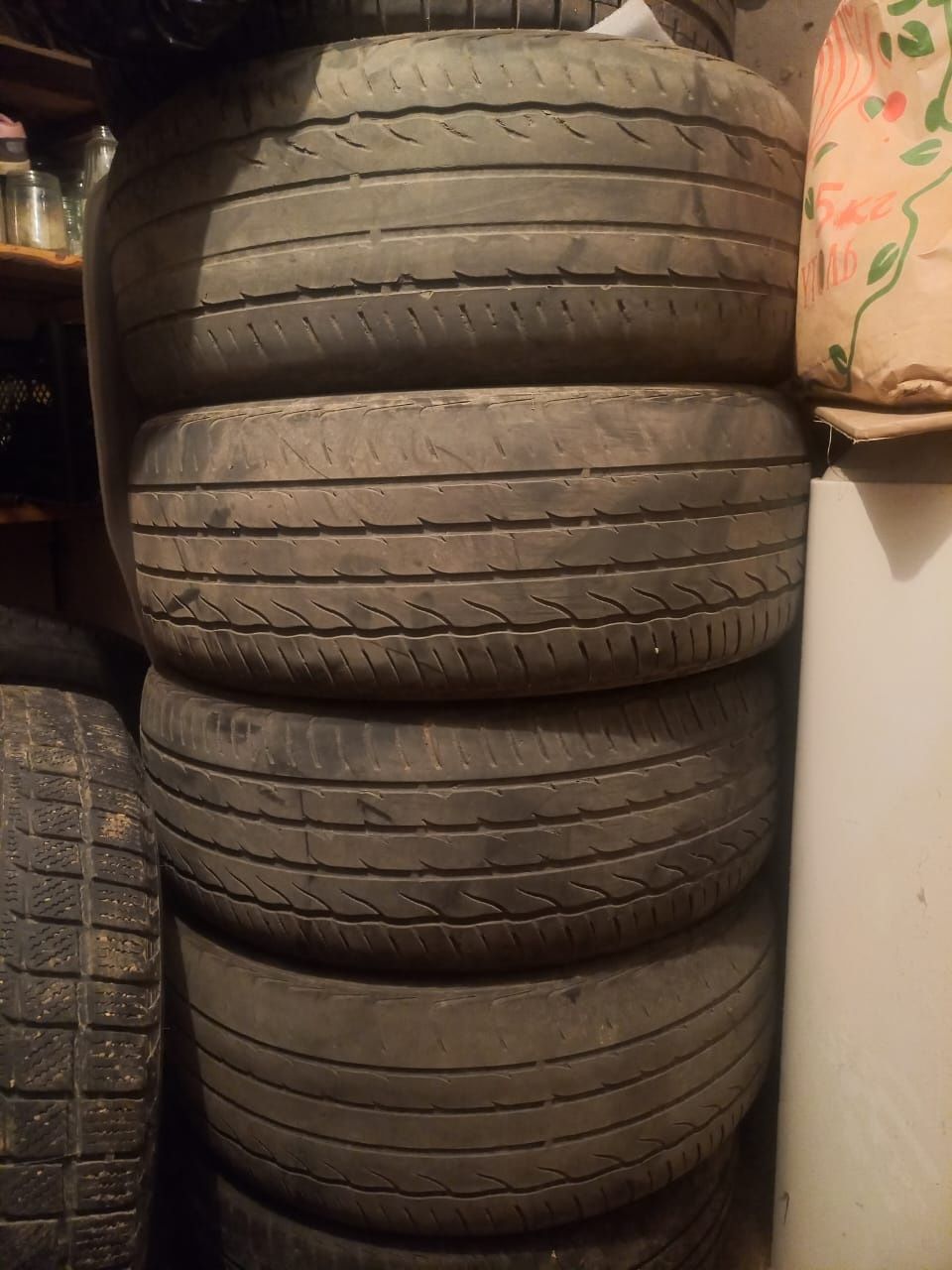Шина R17 215/55 летние