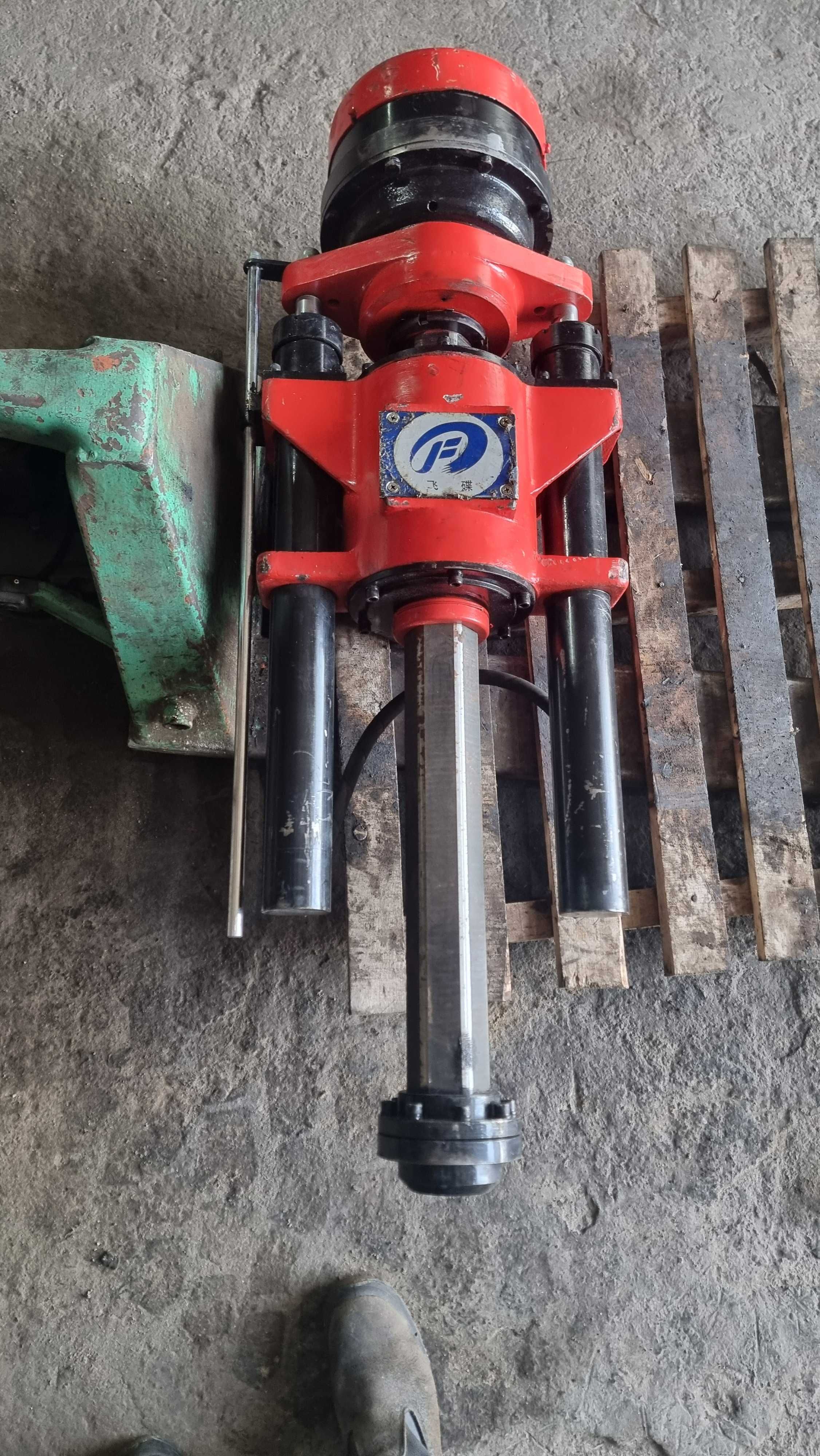 Продам новый вращатель на буровую Hgy-200f