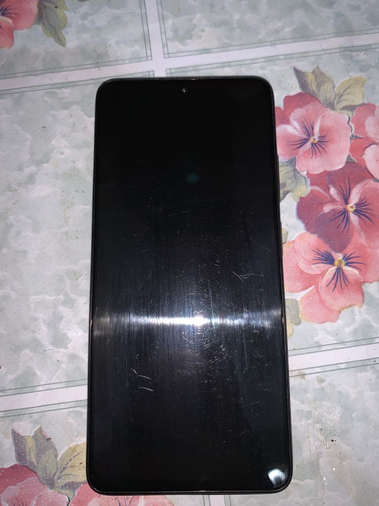 Обмен продажа redmi not 11 pro на айфон Хс