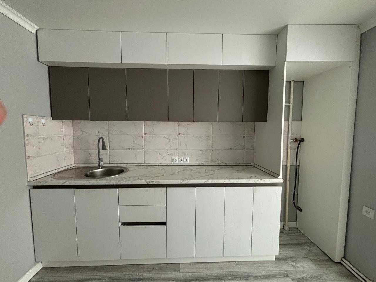 Продам 3 комн. квартиру в АКТЮБИНСКОЙ ОБЛ.г. Алга 4 мкр.д.5 на 2 этаже