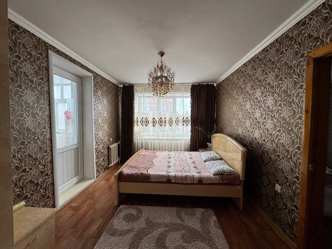 S  Продам 4-х ком УП на 8 мкр , 5/5 этаж