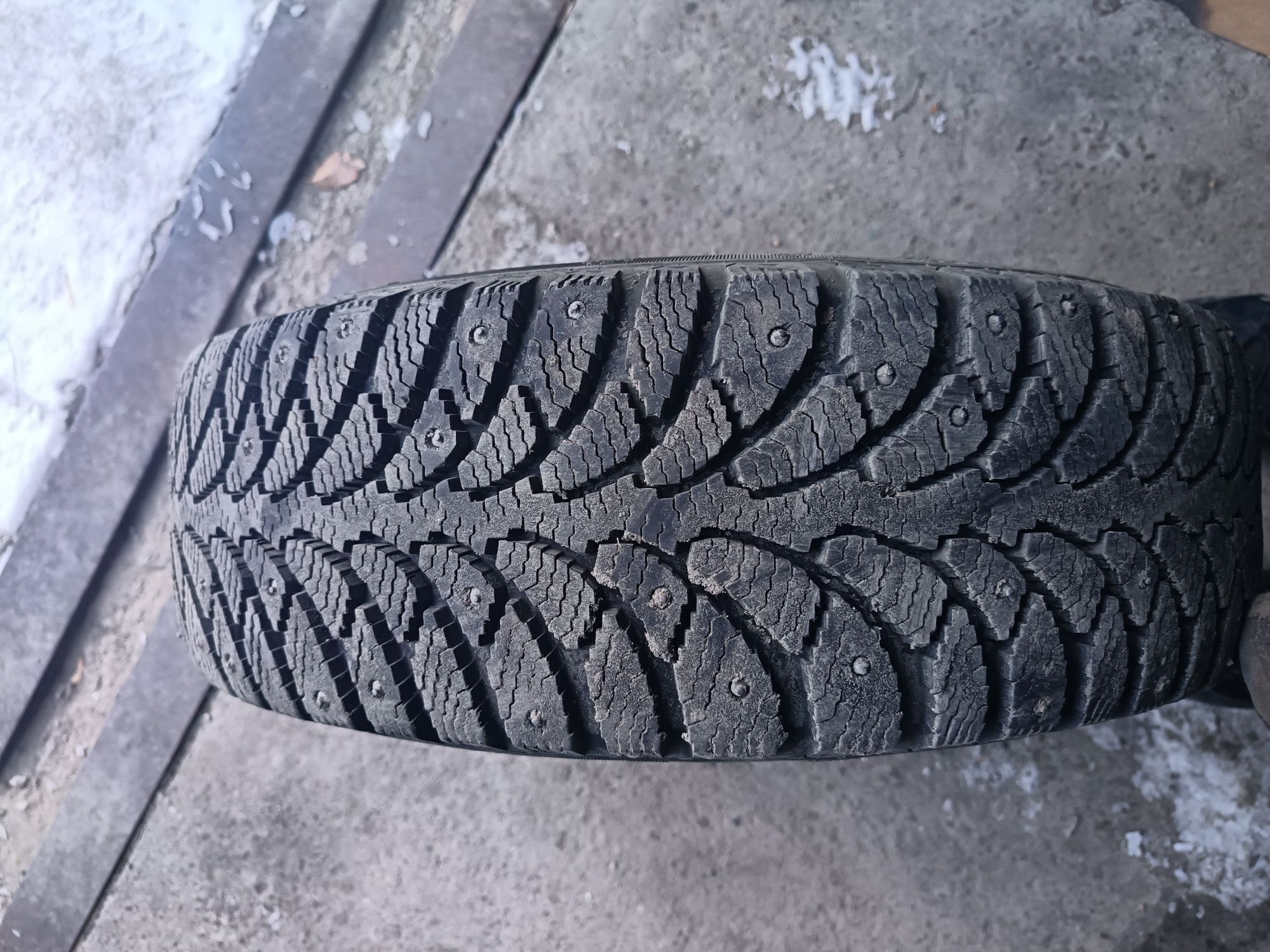 Продам шипованные шины Tunga Nordway 2 185/65/14  с титанкой от SKAD