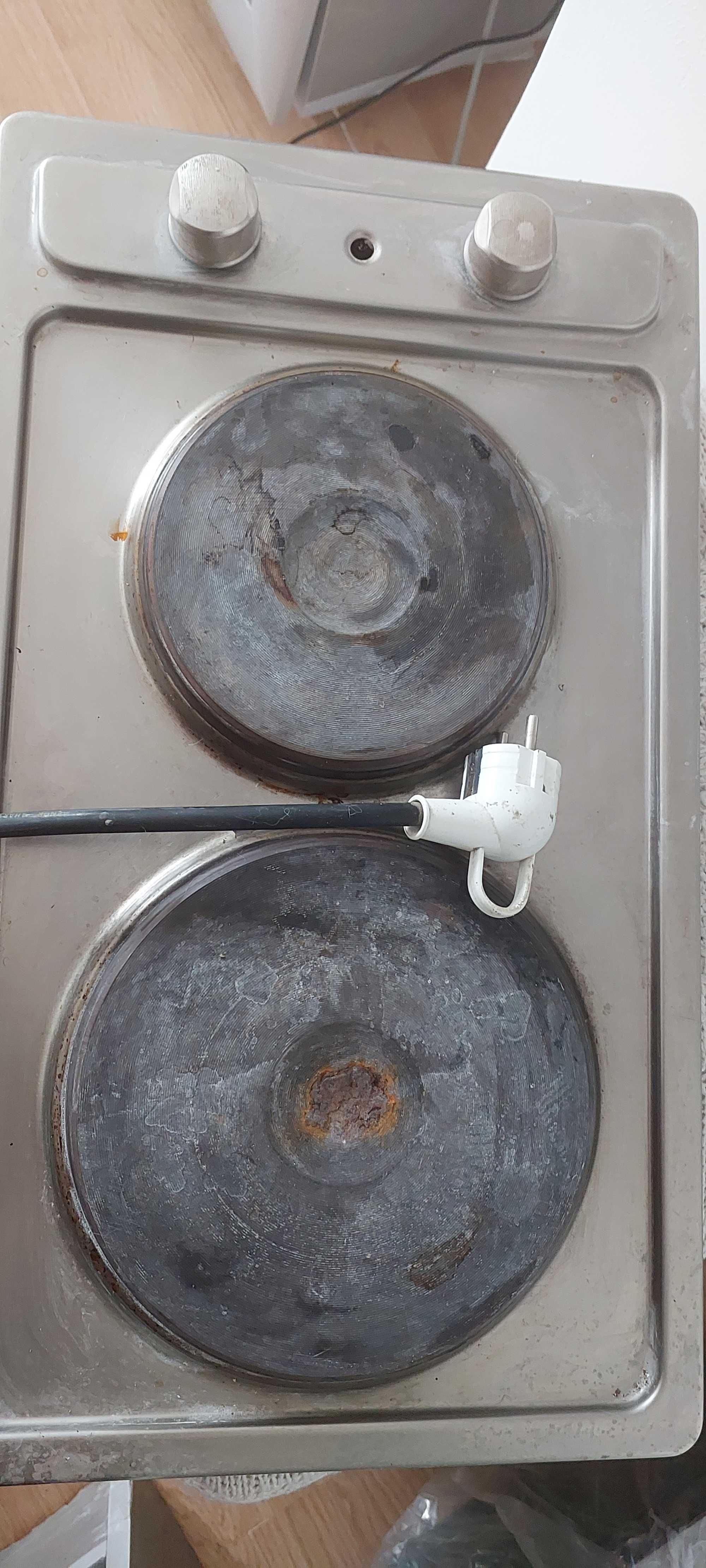 продам 2х камфорную  плиту