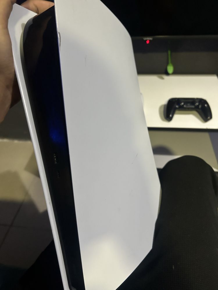 срочно Playstation 5 с играми