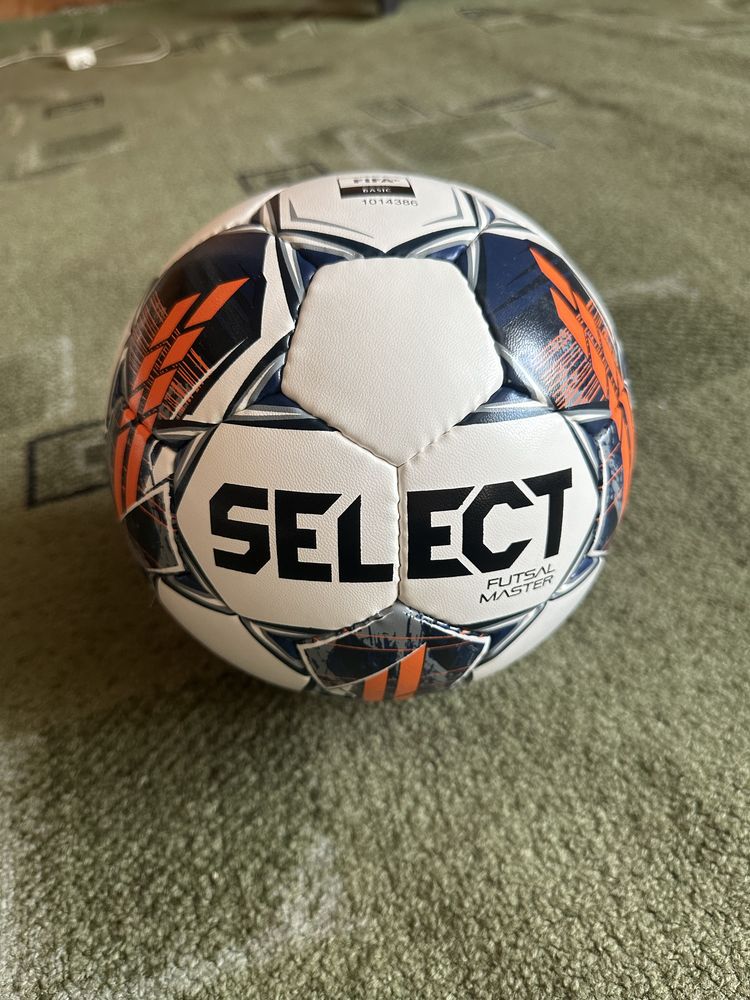 Мяч SELECT Futsal Master Grain v22 FIFA Basic для футбола размер 4