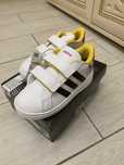 Кроссовки детские Adidas продам