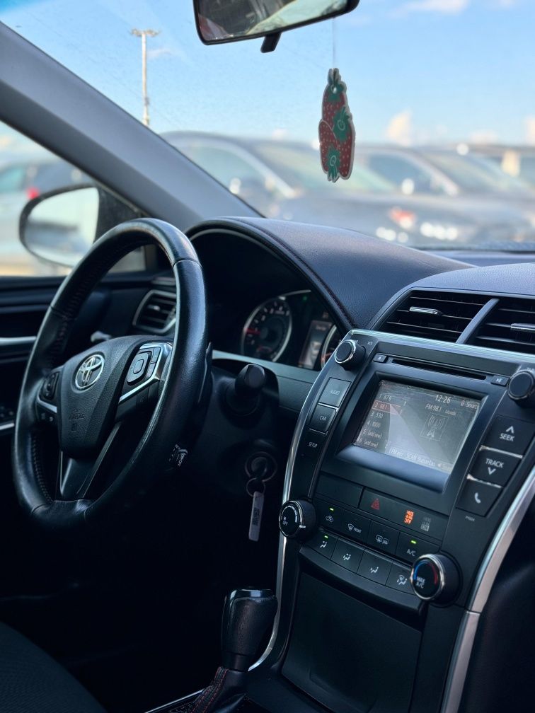 Продам тойота камри 55 se+ американец  .