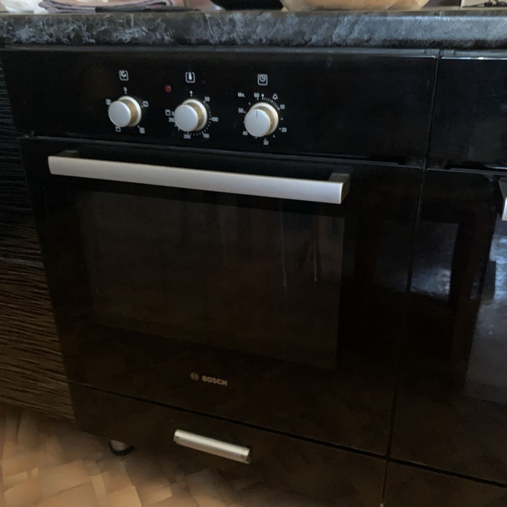 Продаю 1 газовую плиту, и 2 духовки